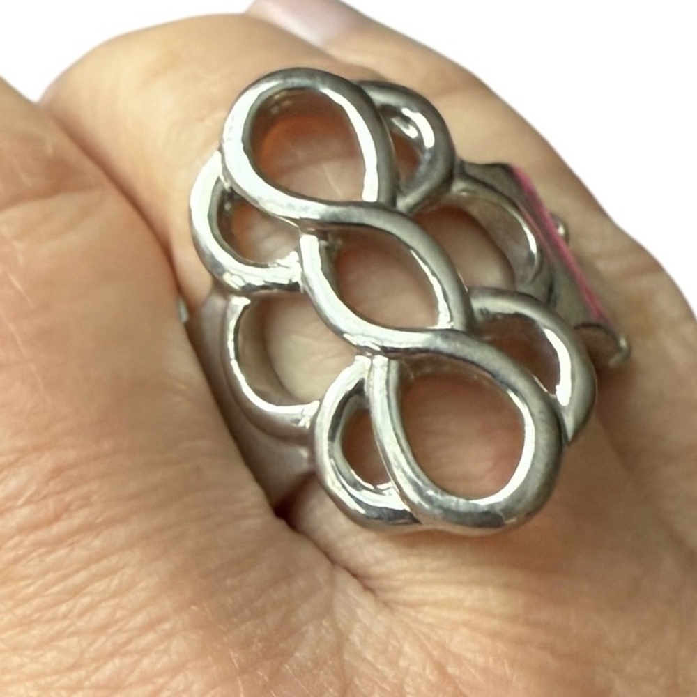 Paparazzi Vintage Silver Filagree Breath It All In- Size 8 Adjustable